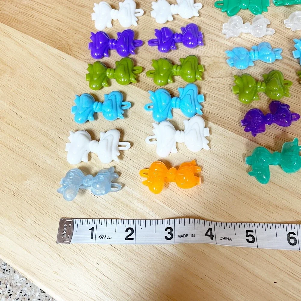 Vintage 80s 90s  Multi-Color Bow Barrettes Plastic Snap Tight Girls Goody Cutie